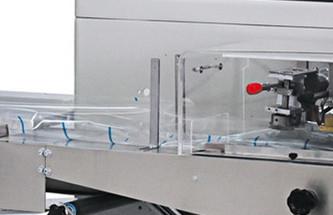 Machine à emballer de boulon de matériel de savon d'hôtel avec le produit quotidien jetable de moteurs servo
