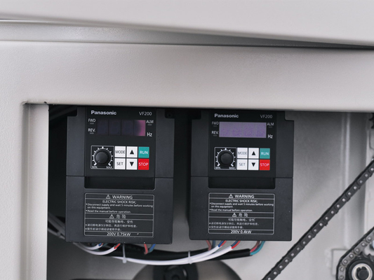Joint horizontal de machine de conditionnement de suffisance de forme de PLC transportant les moteurs servo