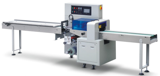 Machine horizontale automatique rotatoire de paquet d'écoulement avec tirer le film vers le haut